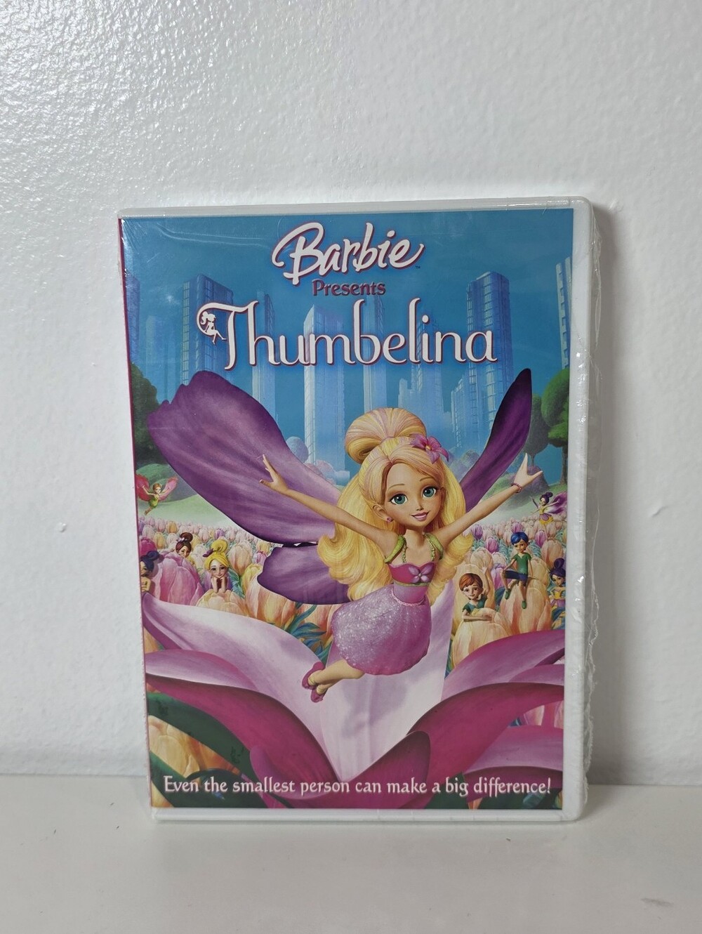 ⭐️Barbie Thumbelina DVD